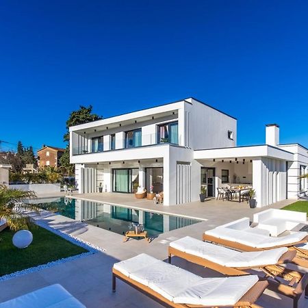 Villa Milly Vrh  外观 照片