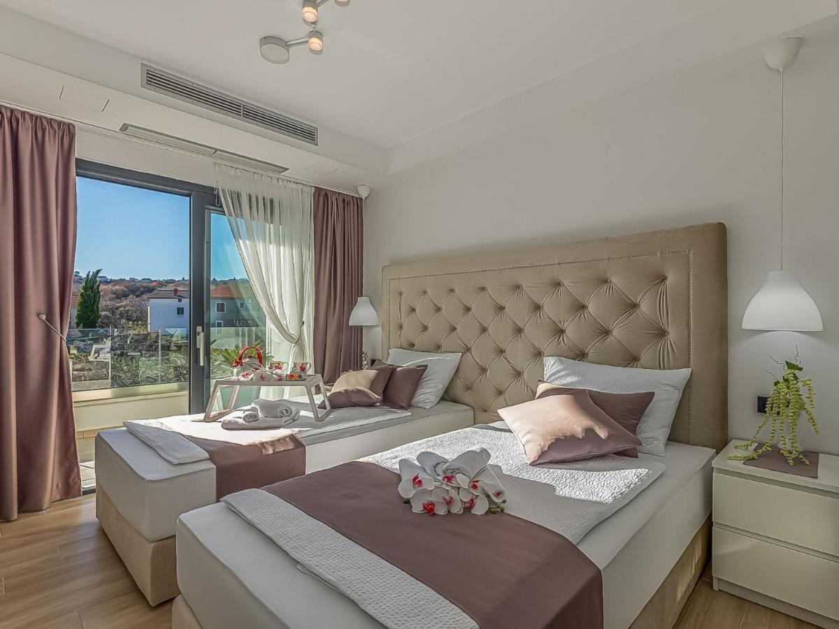 Villa Milly Vrh  外观 照片