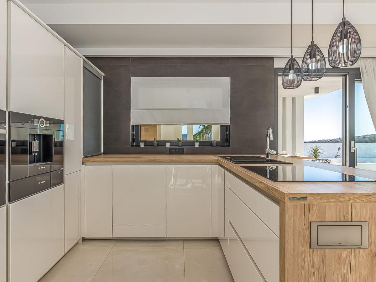 Villa Milly Vrh  外观 照片