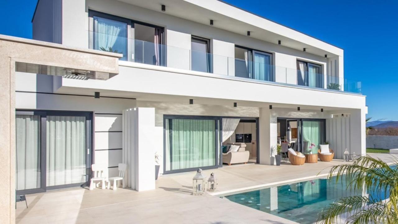 Villa Milly Vrh  外观 照片